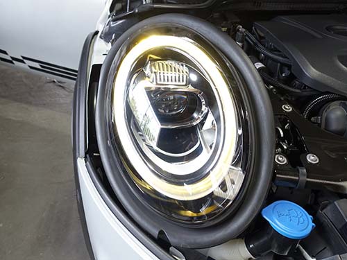 MINI F56 デイライト変色トラブル