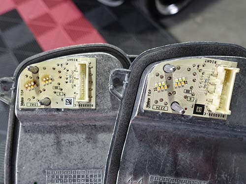LEDモジュールをミニ純正新品パーツへ交換