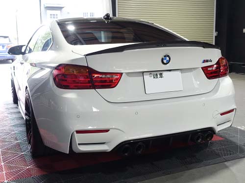 BMW 4シリーズクーペ(F82) M4