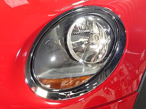 もともとハロゲン仕様の車両