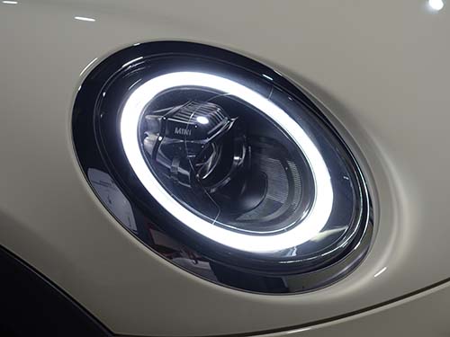 LCI2モデル用純正インナーブラックLEDヘッドライト後付装着