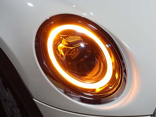 LCI2モデル用純正インナーブラックLEDヘッドライト後付装着