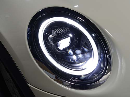 LCI2モデル用純正インナーブラックLEDヘッドライト後付装着