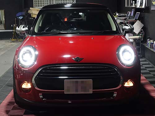 ヘッドライト点灯時