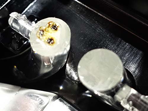 アクリル部のリペアとLEDモジュールの新品交換で復旧可能