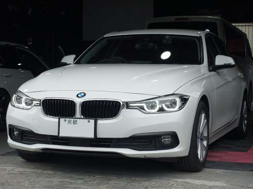 BMW 3シリーズセダン(F30) LCI 320i