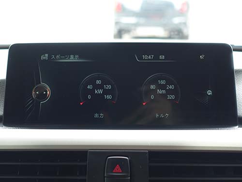 BMW 3シリーズ コーディング|スポーツ表示のデザインテーマを変更