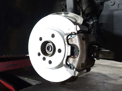 MINI F55 ブレーキパッド 交換してリフレッシュ