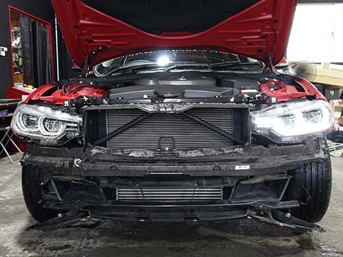 運転席側のヘッドライトが完全に不点灯