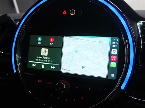 フルスクリーン表示で純正Apple CarPlayを有効化