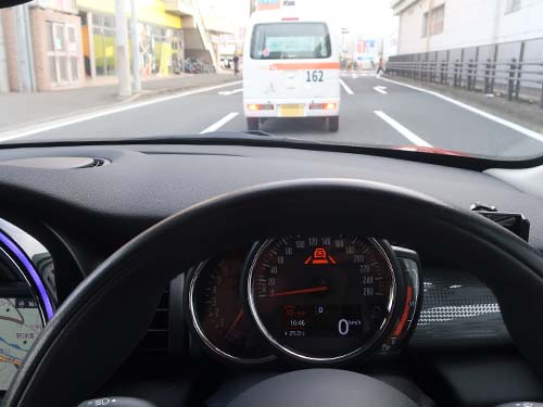 前車が完全停止するまで追従