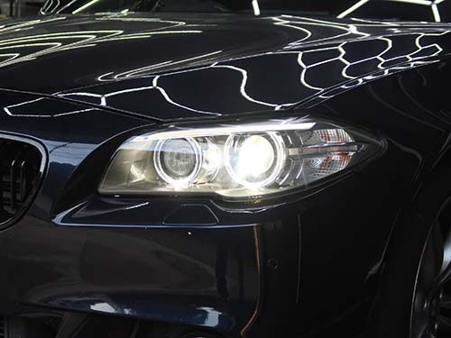 BMW純正中古ヘッドライトを活用したコストを抑えた修理