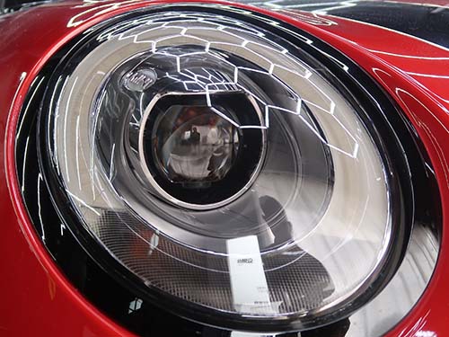 ダイヤモンドスウェル製ブラックグレイのプロテクションフィルムを施工