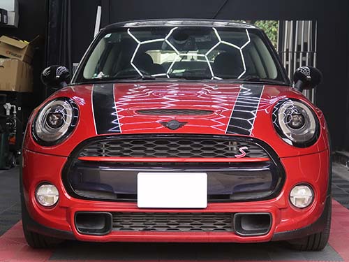 プロテクションフィルムを施工することで、再劣化を防ぎながら、美観と機能性を両立