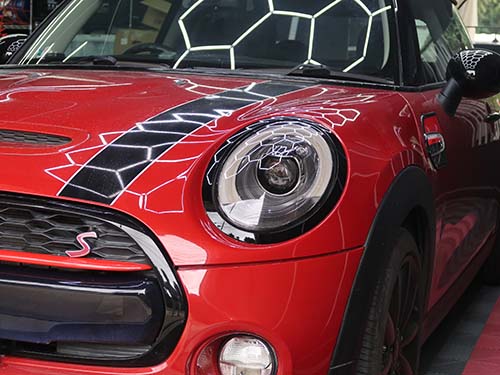 プロテクションフィルムを施工することで、再劣化を防ぎながら、美観と機能性を両立