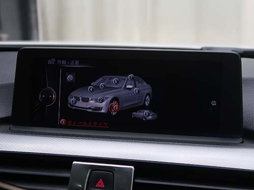 BMW F30 ナビ 修理