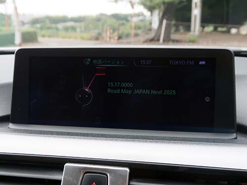 ソフトウェアと地図データを最新バージョン(2025)へアップデート