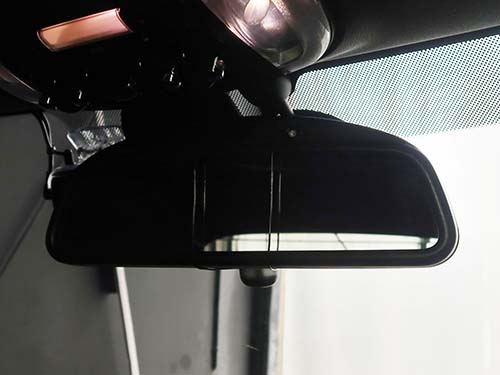 MINI F57 ルームミラー 破損