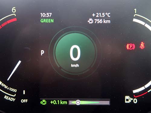 エンジン始動時の走行モードをグリーンモードに設定