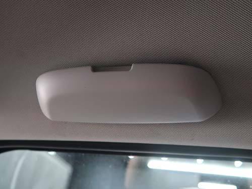 MINIクラブマン F54 VERSPIELT製ルーフグラストレイを装着