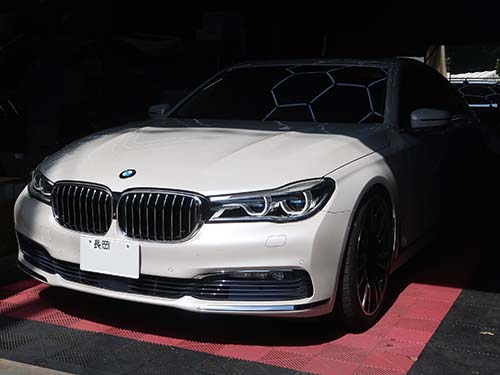 BMW 7シリーズセダン(G11) 740i