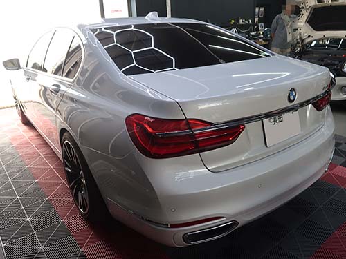 BMW 7シリーズセダン(G11) 740i