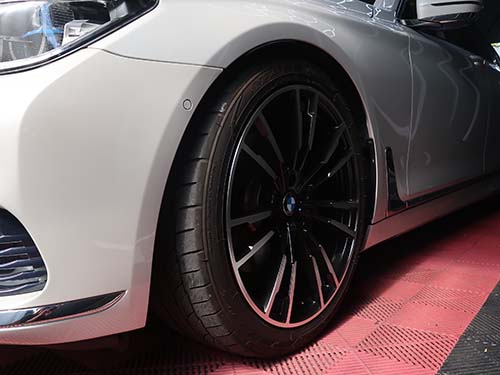 エアサスローダウンで上質なローフォルム