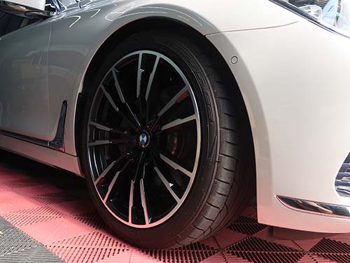 ロアリングキットを使用しないローダウン