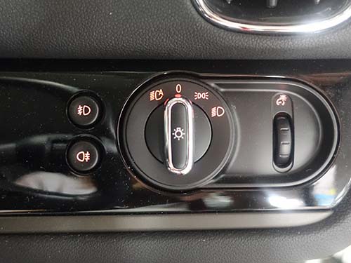 ヘッドライトスイッチ適正化設定