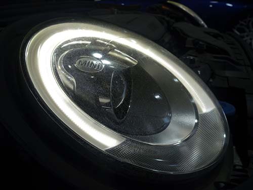 前期型のヘッドライトデザイン