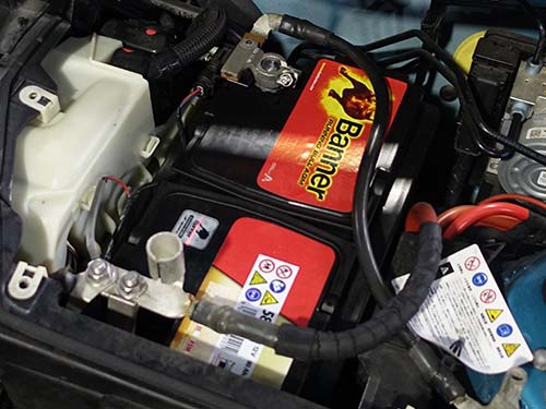 MINI F57 バッテリー 交換