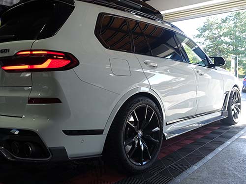 乗り心地を犠牲にしない自然なローダウンを実現