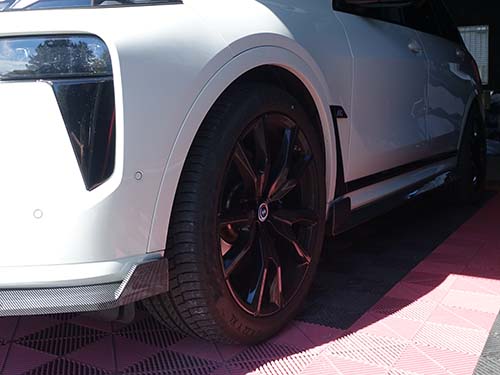 診断機を用いてローダウン値を調整