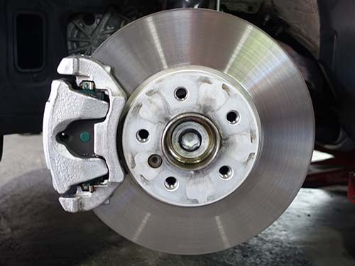 MINI F56 AMSECHS製低ダストブレーキパッド装着