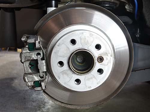 手作業では落としにくい汚れを塗装面を傷めることなく除去