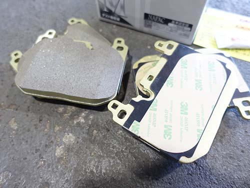 DIXCEL製低ダストブレーキパッド(Mタイプ)へ交換