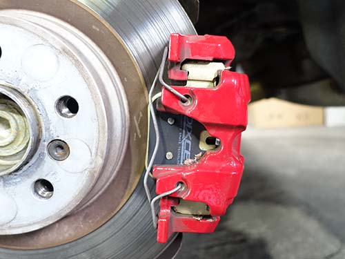 MINI F54 DIXCEL製ブレーキパッド装着