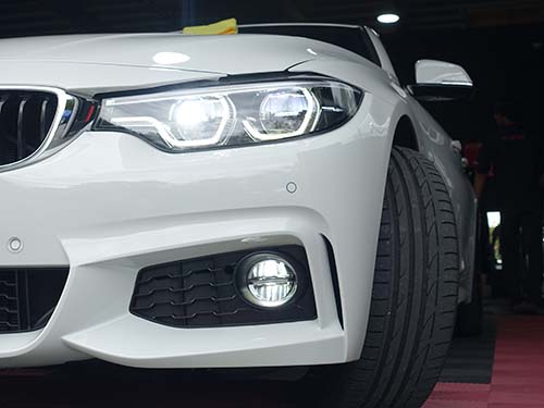 フォグライトのコーナーリング機能有効化