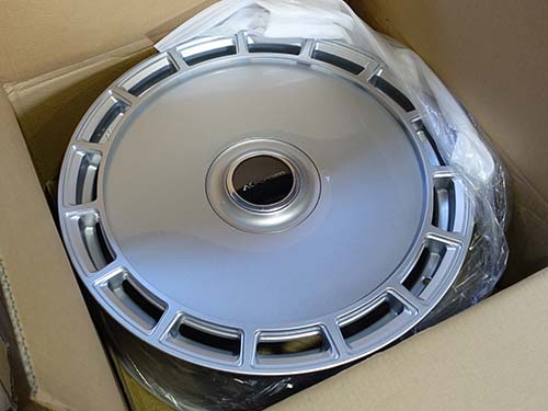 AK FORGED製アルミホイール 21インチ「PAF1618」