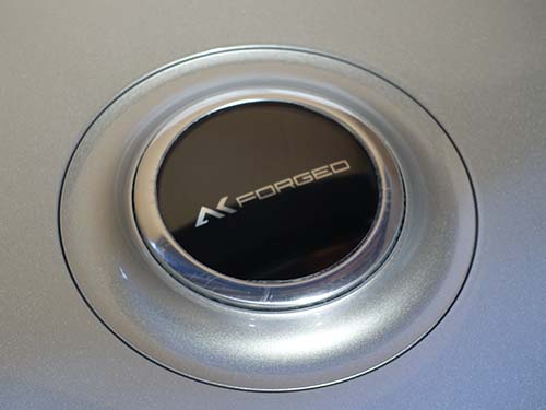 AK FORGED製アルミホイール フローティングキャップ仕様