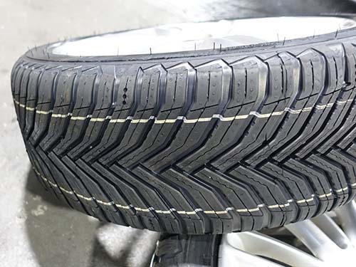 ミシュランのクロスクライメートシリーズは、欧州で高い評価を得ているオールシーズンタイヤ