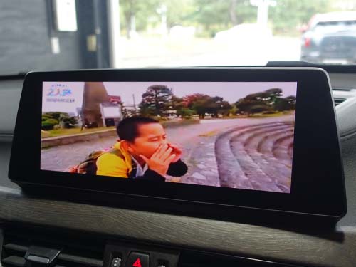 CD/DVD再生機能と地デジ視聴を両立したマルチメディア環境