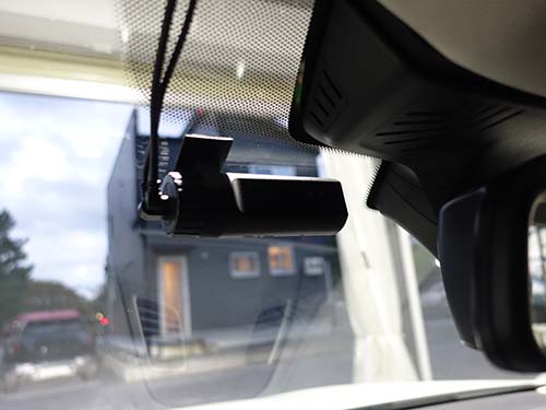 BMW G30 ドライブレコーダー取付