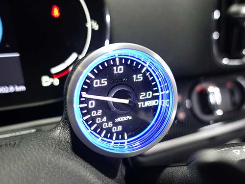 ブースト計|Defi製RacerGauge N2+