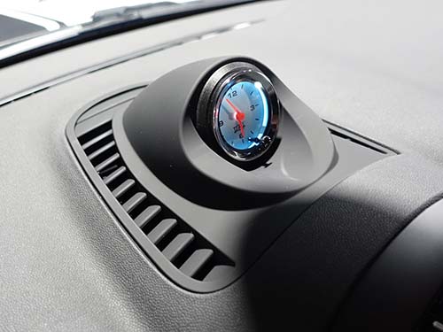 SMITHS製John Cooperアナログクロック装着