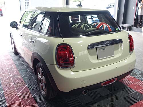 ミニ ハッチバック(F55) LCI ワン(ONE)