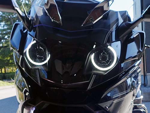 BMW MOTORRAD K1600 デイライト有効化
