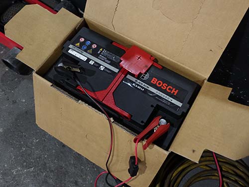 BOSCH製AGMバッテリー（BLA-80-L4） に交換