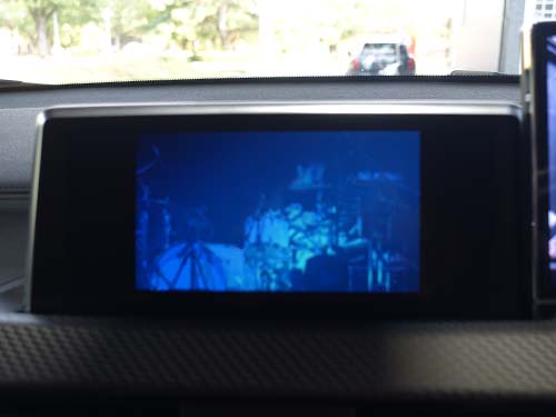 BMW X2 F39 DVDプレーヤー復活