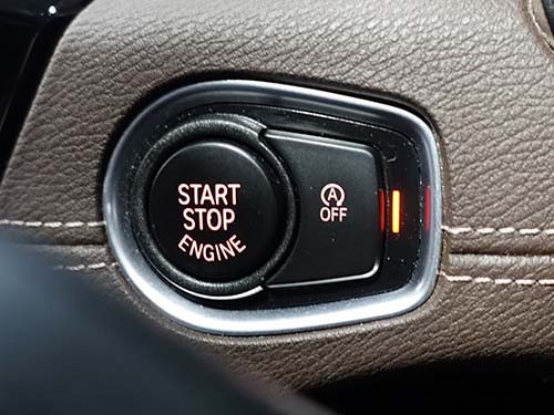 アイドリングストップのデフォルトOFF化